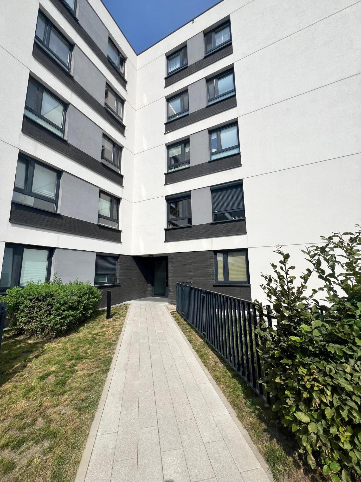 Mieszkanie Blisko Radomskiego Centrum Onkologii Exterior foto